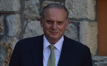 Βοτσαρίδης: Στροφή στις ιδιωτικές εταιρείες για Προγράμματα Υγείας